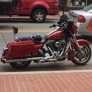 Meet your Posher, Lester